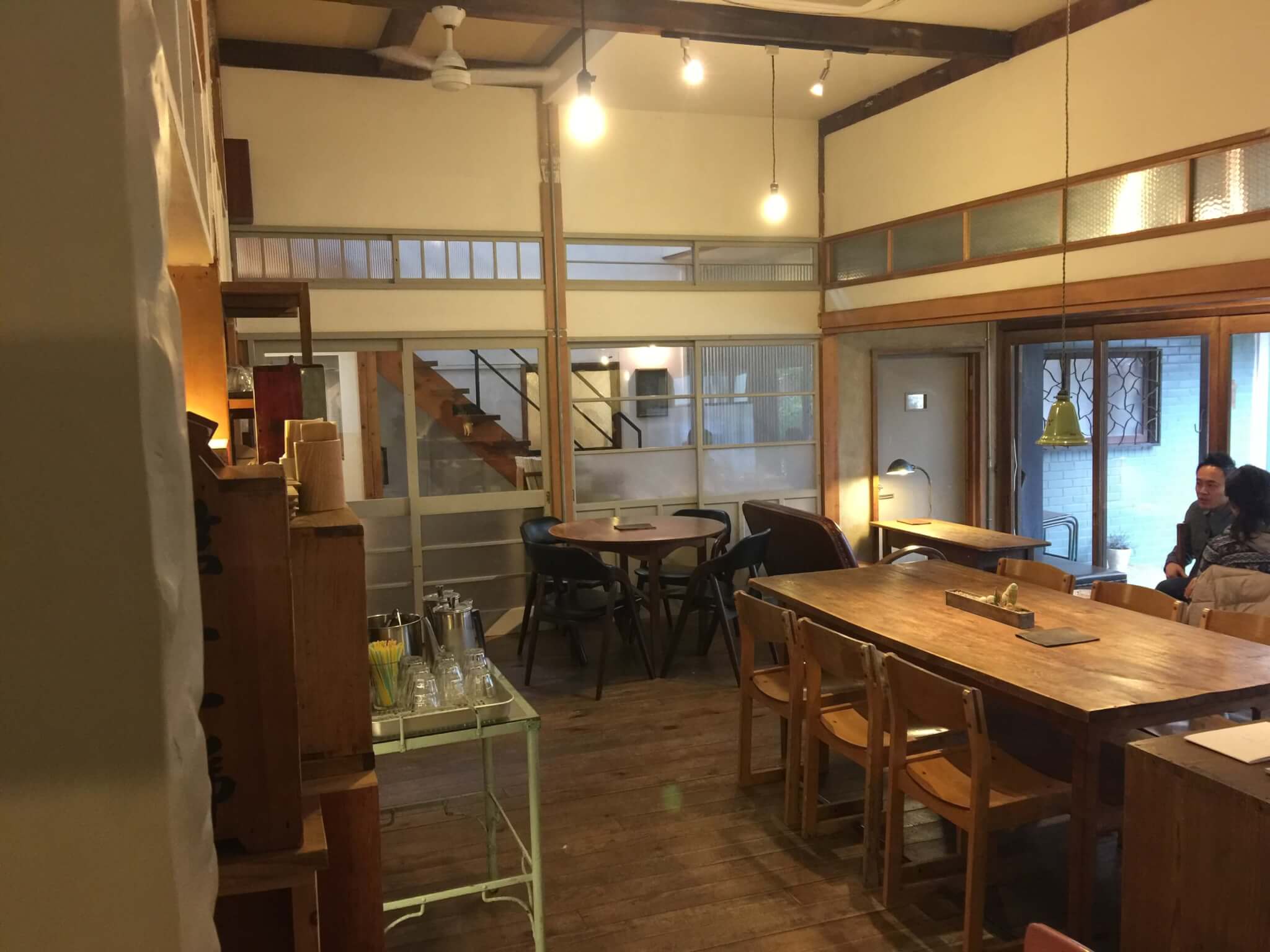 senkiya（千木屋）さんのカフェの内装